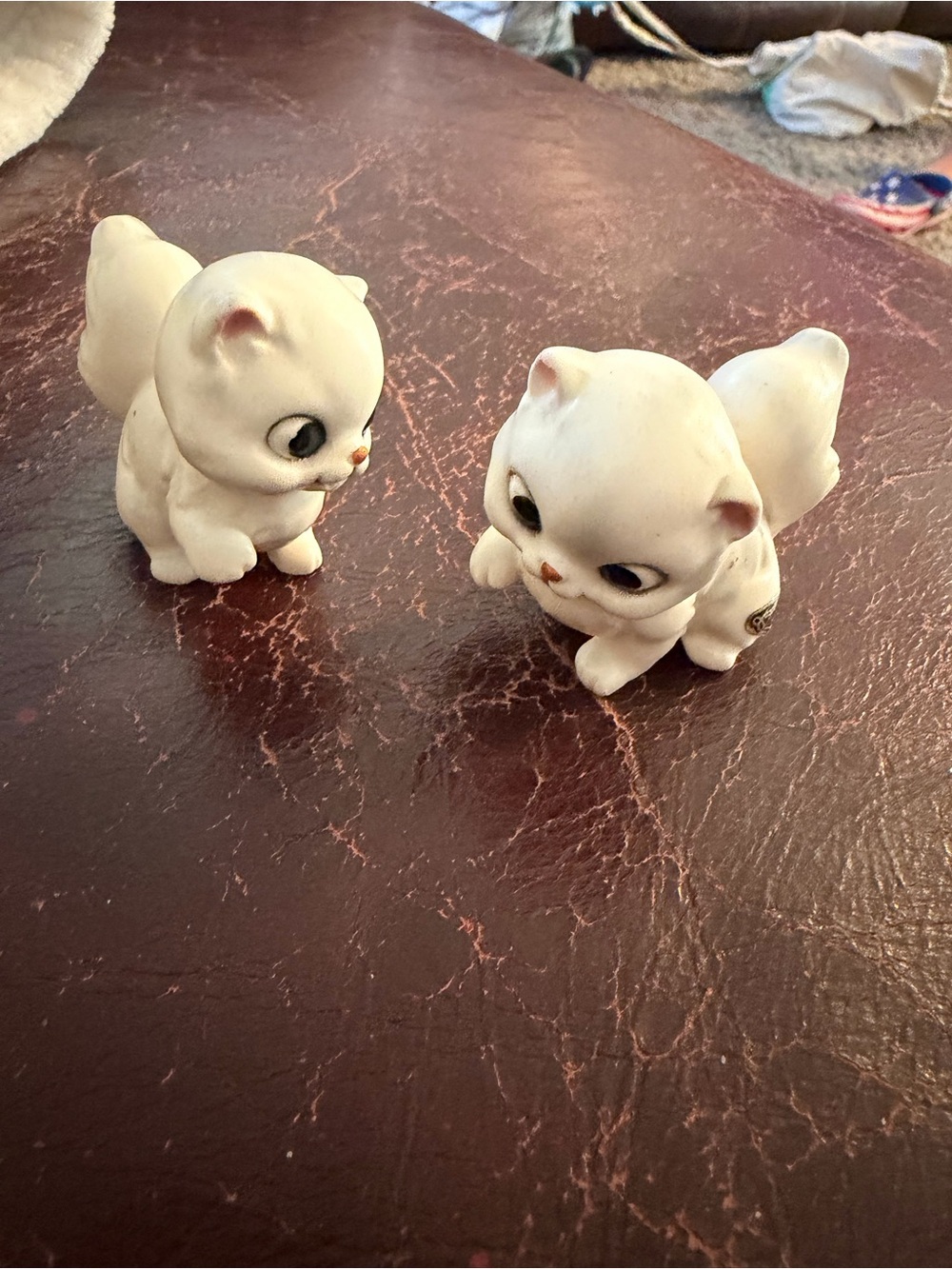 Vintage Pair Of Josef Originals  Cat Figurines Playing Kittens